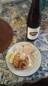 CrabcakesWithWine4