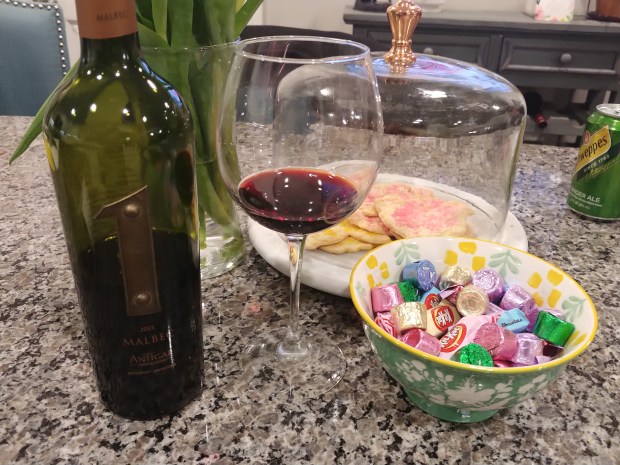 Antigal1UnoMalbecDisplay3