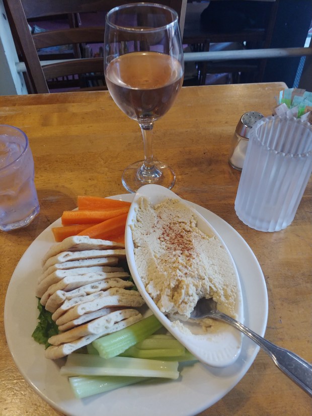 PerrinReserveRose&amp;Hummus